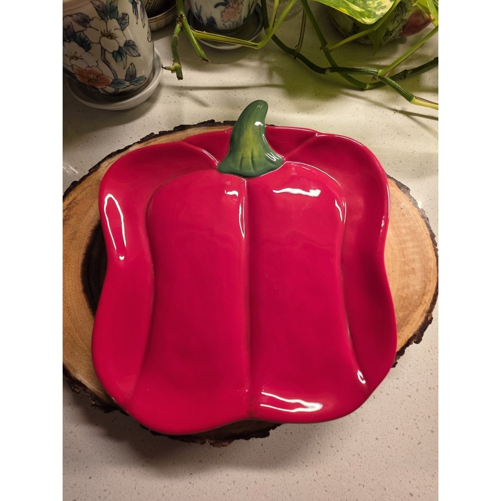 Harry And David 8"‎ Pepper Plate 2007 Red Decor